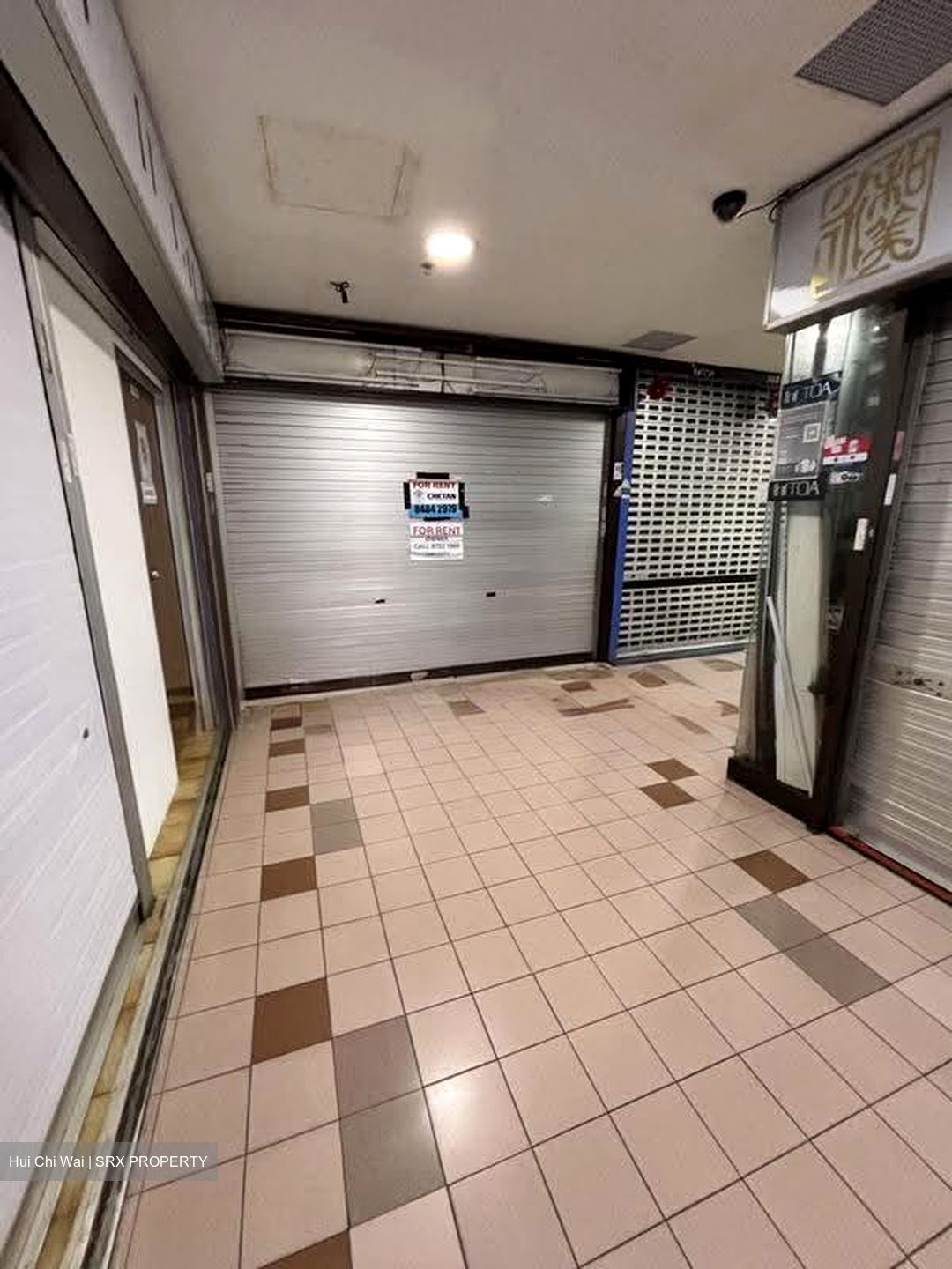 Sim Lim Tower (D8), Shop House #612415561